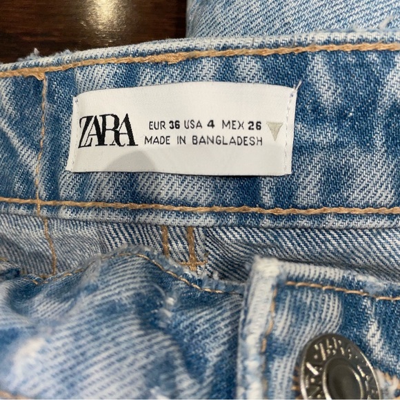 Zara Light Wash Straight Leg Jeans - Picture 5 of 5
